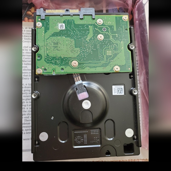 Seagate Constellation ES 2TB Hard Drives - SAS2.0 - STS32000444SS - 10 Available - Picture 2 of 3